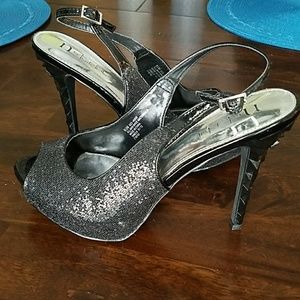 Nicole Miller Black heels